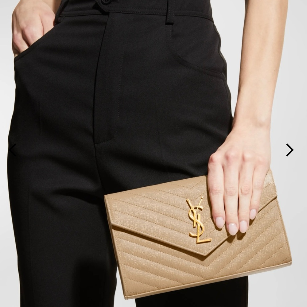 Saint Laurent Beige Quilted Leather Chain Wallet with Gold Hardware - Picture 3 of 15